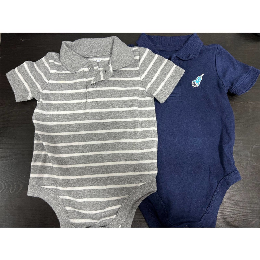 Lot Of 2 Baby Boy Bodysuit One Piece Garanimals Size 6-9 Months